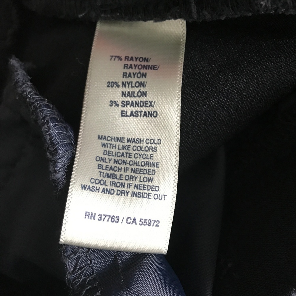 Black Cropped Pull-On Career Pants Size 12 - Picture 5 of 6